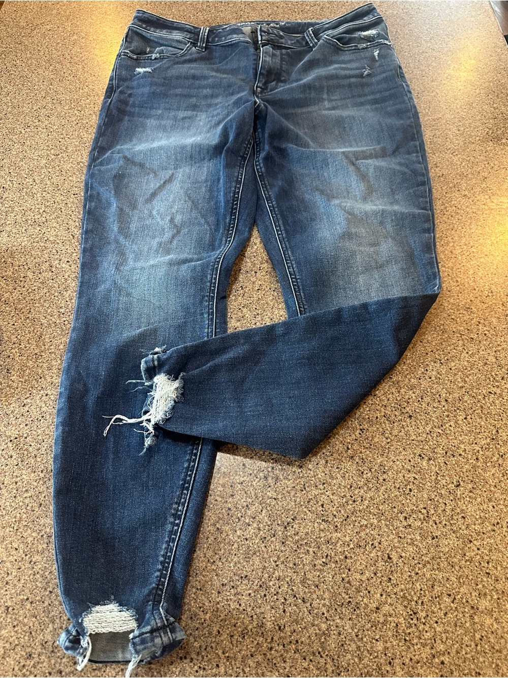 Classic Distressed Dark Blue Skinny Jeans